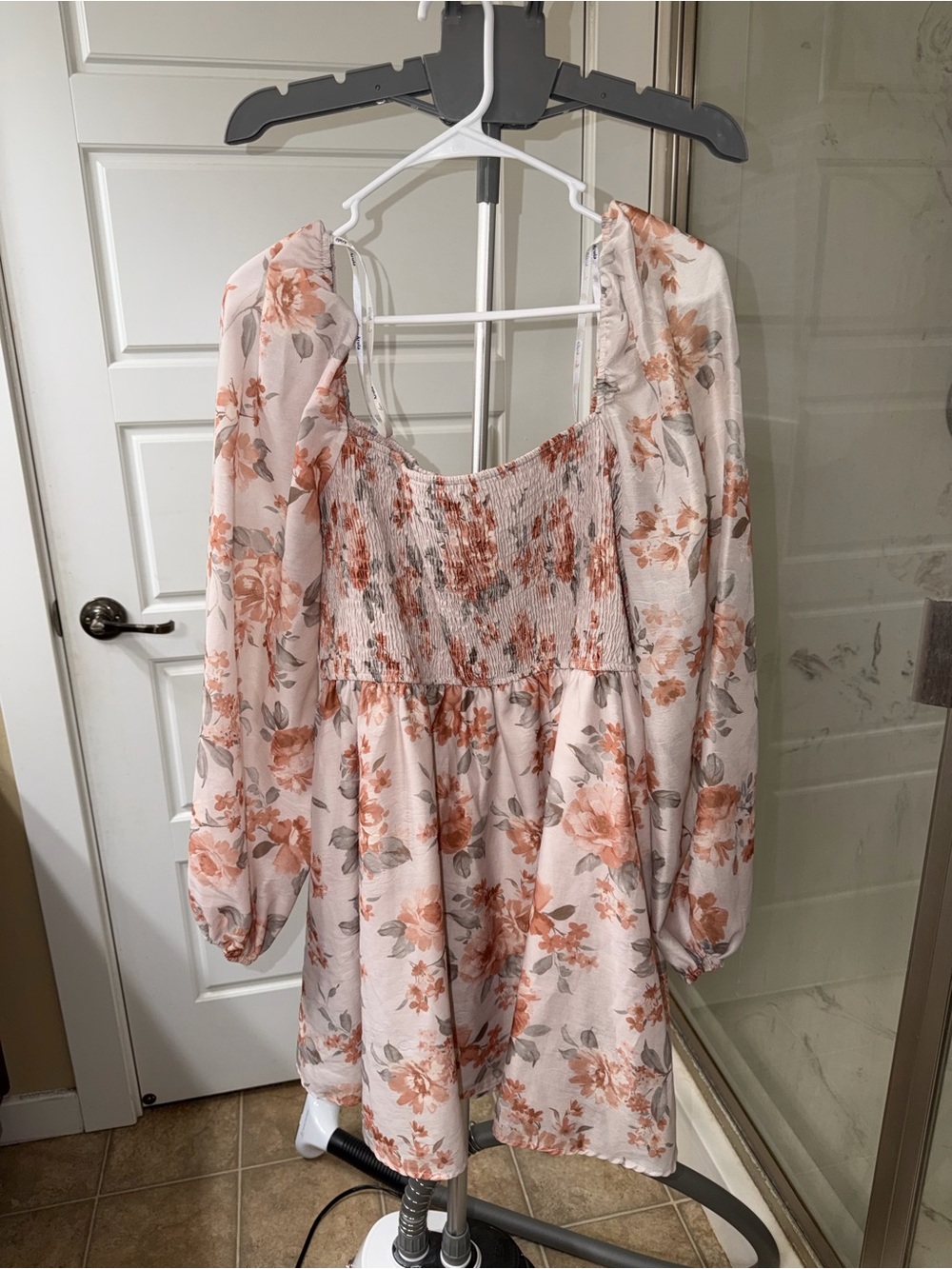 ARULA Peach & Cream Floral Smocked Peasant Tunic